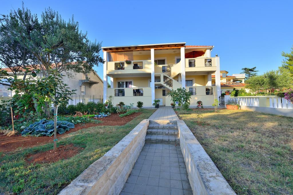 Mia Apartment